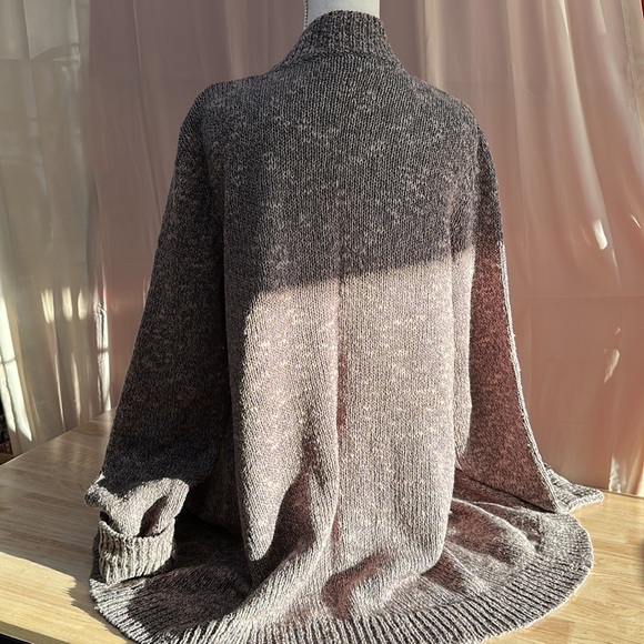 CAbi Cardigan Open Front Rounded Bottom - Picture 6 of 9